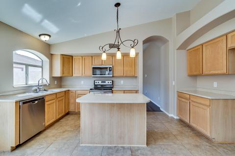 6418 W Escuda Rd, Glendale, AZ 85308 photo 8