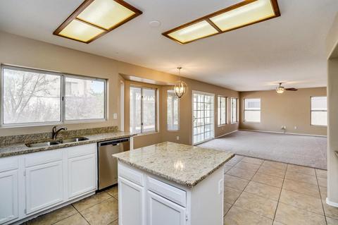 3040 E Verbena Dr, Phoenix, AZ 85048 photo 4