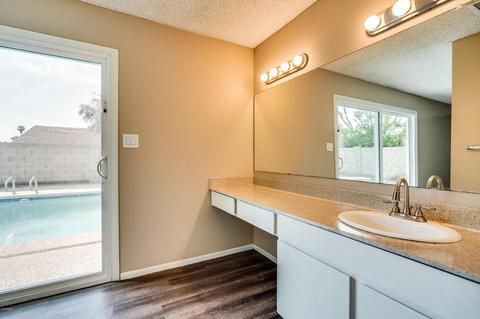 6509 W Camelback Rd, Phoenix, AZ 85033 photo 14