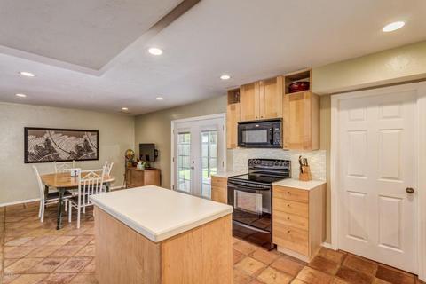 1147 E Redfield Rd, Tempe, AZ 85283 photo 9