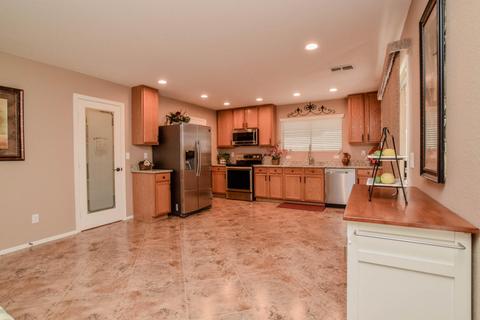 3084 E Michelle Way, Gilbert, AZ 85234 photo 4