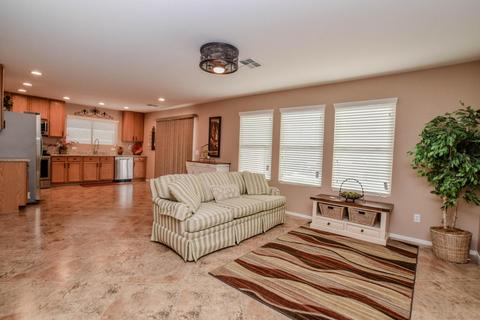 3084 E Michelle Way, Gilbert, AZ 85234 photo 3