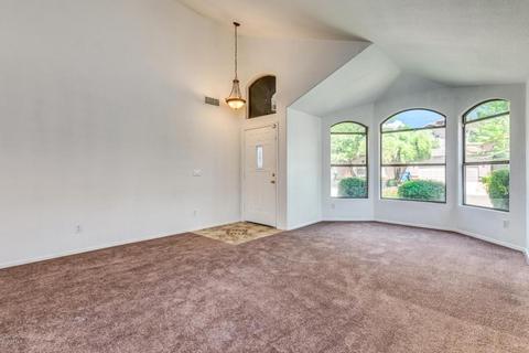 4707 E Adobe Dr, Phoenix, AZ 85050 photo 3