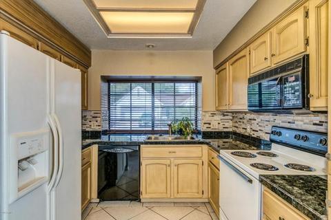3305 E Topeka Dr, Phoenix, AZ 85050 photo 4