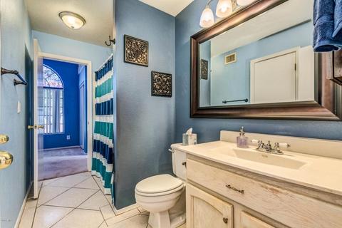 3305 E Topeka Dr, Phoenix, AZ 85050 photo 12