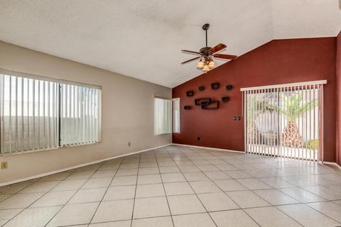 3305 E Topeka Dr, Phoenix, AZ 85050 photo 9