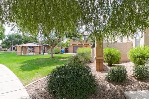 133 E Catclaw St, Gilbert, AZ 85296 photo 3