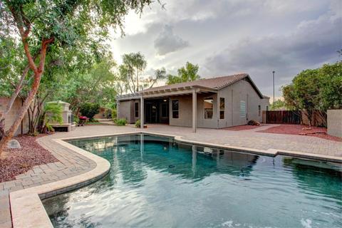 559 S Brett St, Gilbert, AZ 85296 photo 6