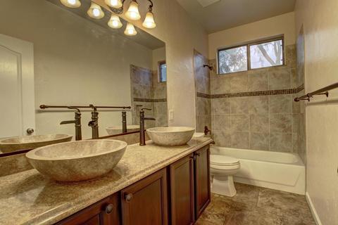 559 S Brett St, Gilbert, AZ 85296 photo 4