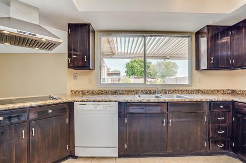 2176 Ellis Dr, Tempe, AZ 85282 photo 3
