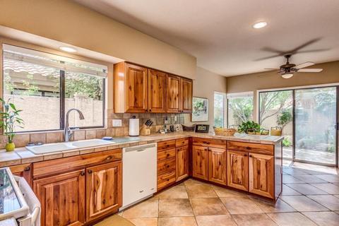 57 E Caroline Ln, Tempe, AZ 85284 photo 7