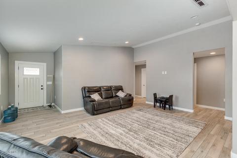 2631 E Southgate Ave, Phoenix, AZ 85040 photo 5