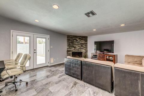 3742 E Paradise Dr, Phoenix, AZ 85028 photo 11