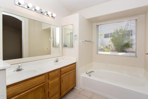 5030 E Vaughn Dr, Phoenix, AZ 85044 photo 20