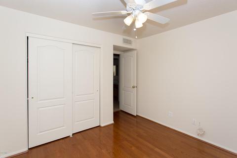 5030 E Vaughn Dr, Phoenix, AZ 85044 photo 23