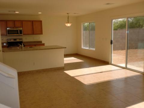 5629 S 10th Dr, Phoenix, AZ 85041 photo 4