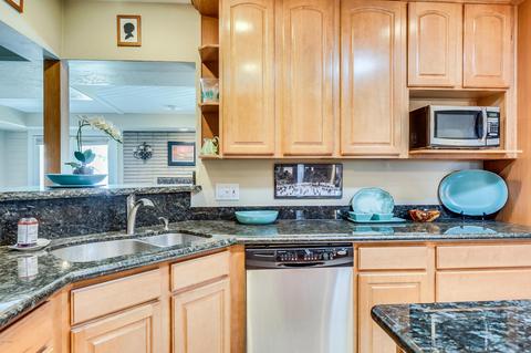 3918 E Heatherbrae Dr, Phoenix, AZ 85018 photo 7