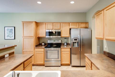3291 E Canyon Creek Dr, Gilbert, AZ 85295 photo 11