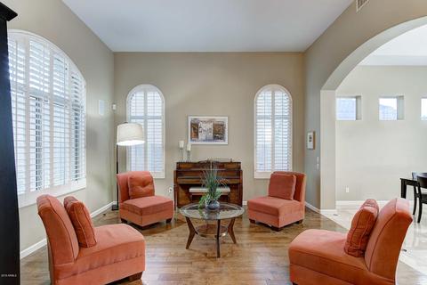 4056 E Williams Dr, Phoenix, AZ 85050 photo 4