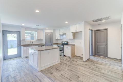 2719 E Michelle Dr, Phoenix, AZ 85032 photo 7