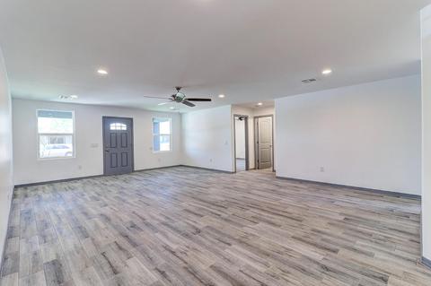 2719 E Michelle Dr, Phoenix, AZ 85032 photo 12