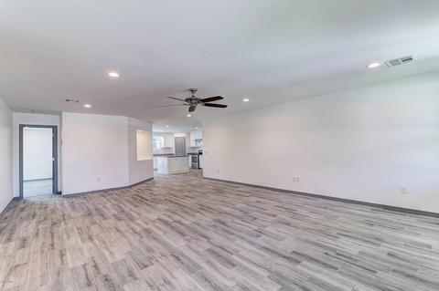 2719 E Michelle Dr, Phoenix, AZ 85032 photo 6