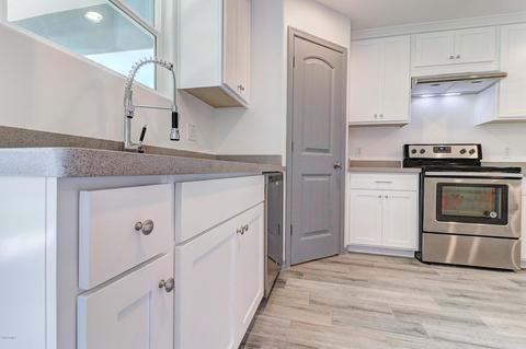 2719 E Michelle Dr, Phoenix, AZ 85032 photo 9