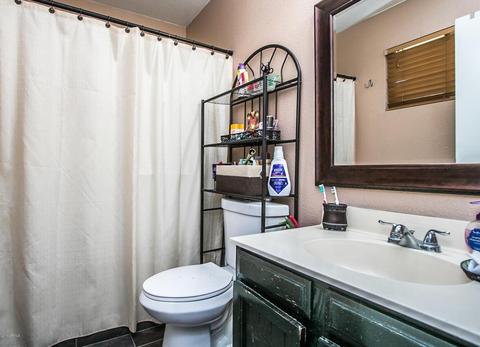 4601 E Vineyard Rd, Phoenix, AZ 85042 photo 14