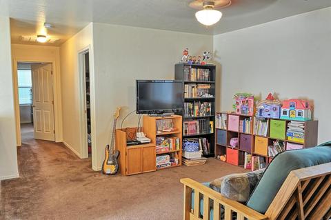1561 S Hawk Ct, Gilbert, AZ 85296 photo 21