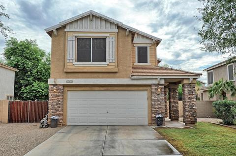 1561 S Hawk Ct, Gilbert, AZ 85296 photo 2