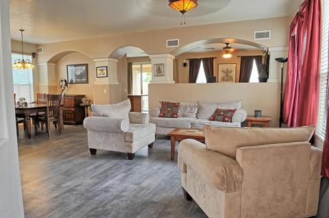 1561 S Hawk Ct, Gilbert, AZ 85296 photo 5