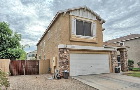 1561 S Hawk Ct, Gilbert, AZ 85296 photo 3