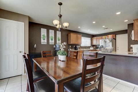 413 E Beth Dr, Phoenix, AZ 85042 photo 8