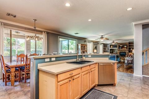 897 E Carla Vista Dr E, Gilbert, AZ 85295 photo 10