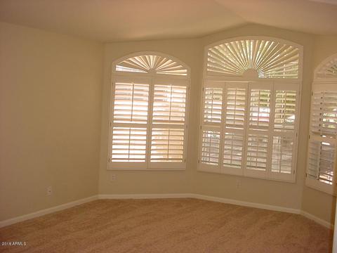 310 S Boulder Ct, Gilbert, AZ 85296 photo 2