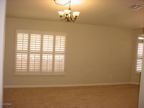 310 S Boulder Ct, Gilbert, AZ 85296 photo 3