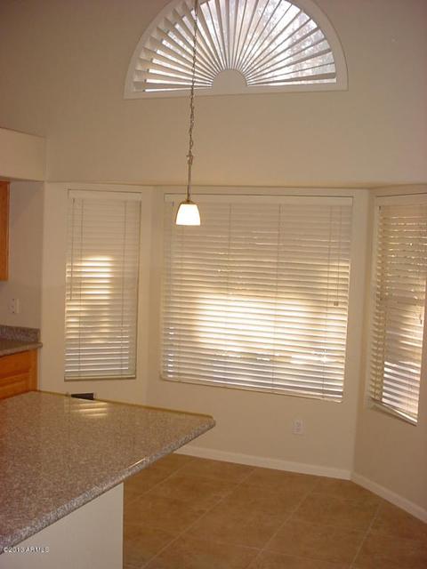 310 S Boulder Ct, Gilbert, AZ 85296 photo 7