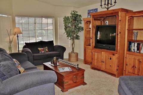 4548 E Betty Elyse Ln, Phoenix, AZ 85032 photo 5
