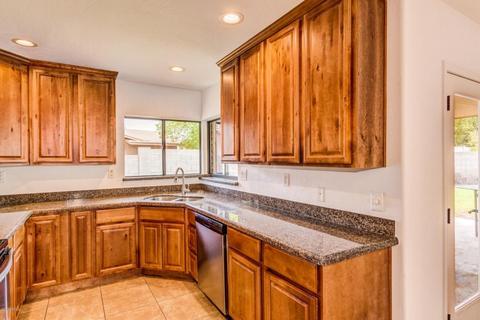 4604 E Contessa St, Mesa, AZ 85205 photo 6
