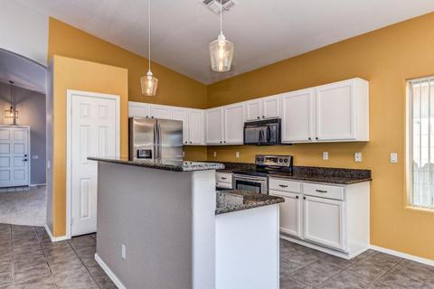 3615 E Rocky Slope Dr, Phoenix, AZ 85044 photo 2