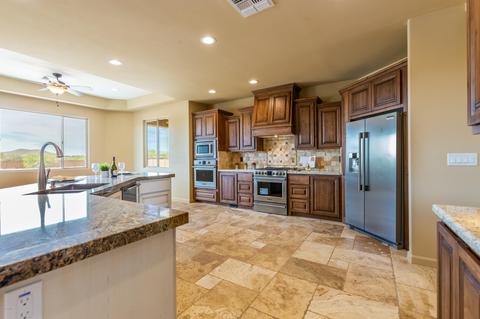 915 W Maddock Rd, Phoenix, AZ 85086 photo 12