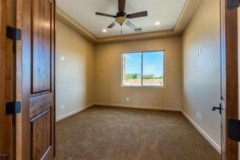915 W Maddock Rd, Phoenix, AZ 85086 photo 18