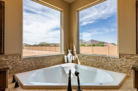 915 W Maddock Rd, Phoenix, AZ 85086 photo 24