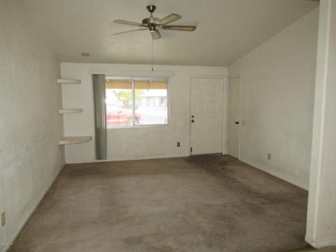 7013 W Avalon Dr, Phoenix, AZ 85033 photo 4