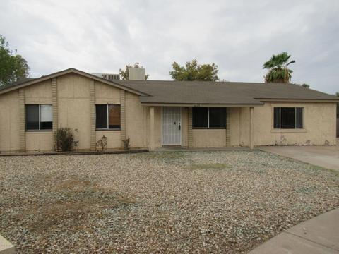 7013 W Avalon Dr, Phoenix, AZ 85033 photo 2