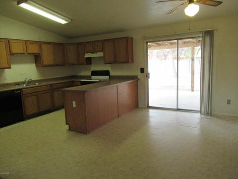 7013 W Avalon Dr, Phoenix, AZ 85033 photo 5