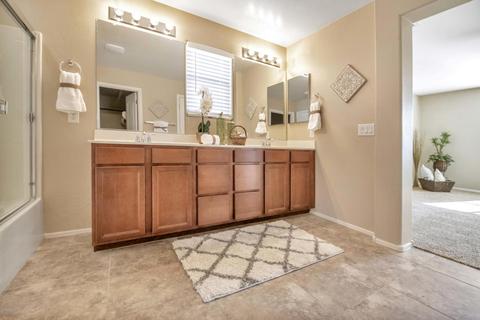 2108 S Seton Ave, Gilbert, AZ 85295 photo 13