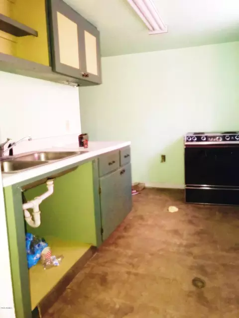 153 S Broad St, Globe, AZ 85501 photo 48
