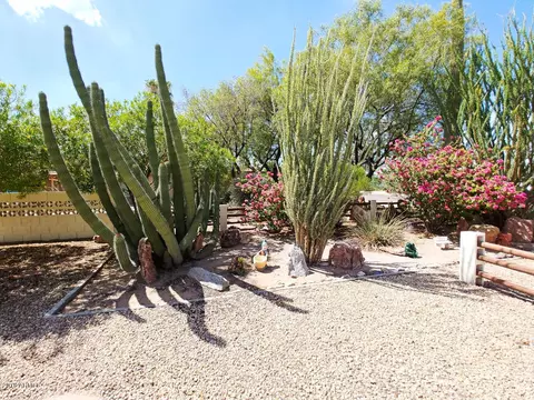3629 E Glenrosa Ave, Phoenix, AZ 85018 photo 2