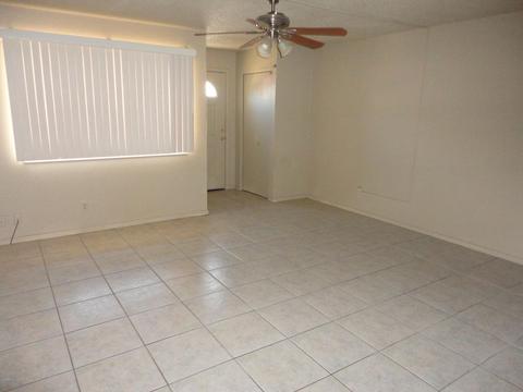 2210 E Claire Dr, Phoenix, AZ 85022 photo 6